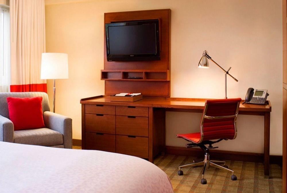 Hotel Four Points By Sheraton Midland Extérieur photo